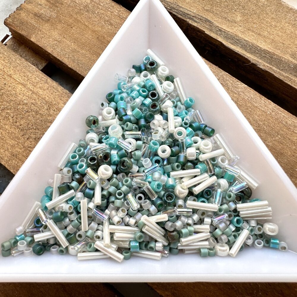 10g Miyuki Assorted Glass Seed Beads Mix